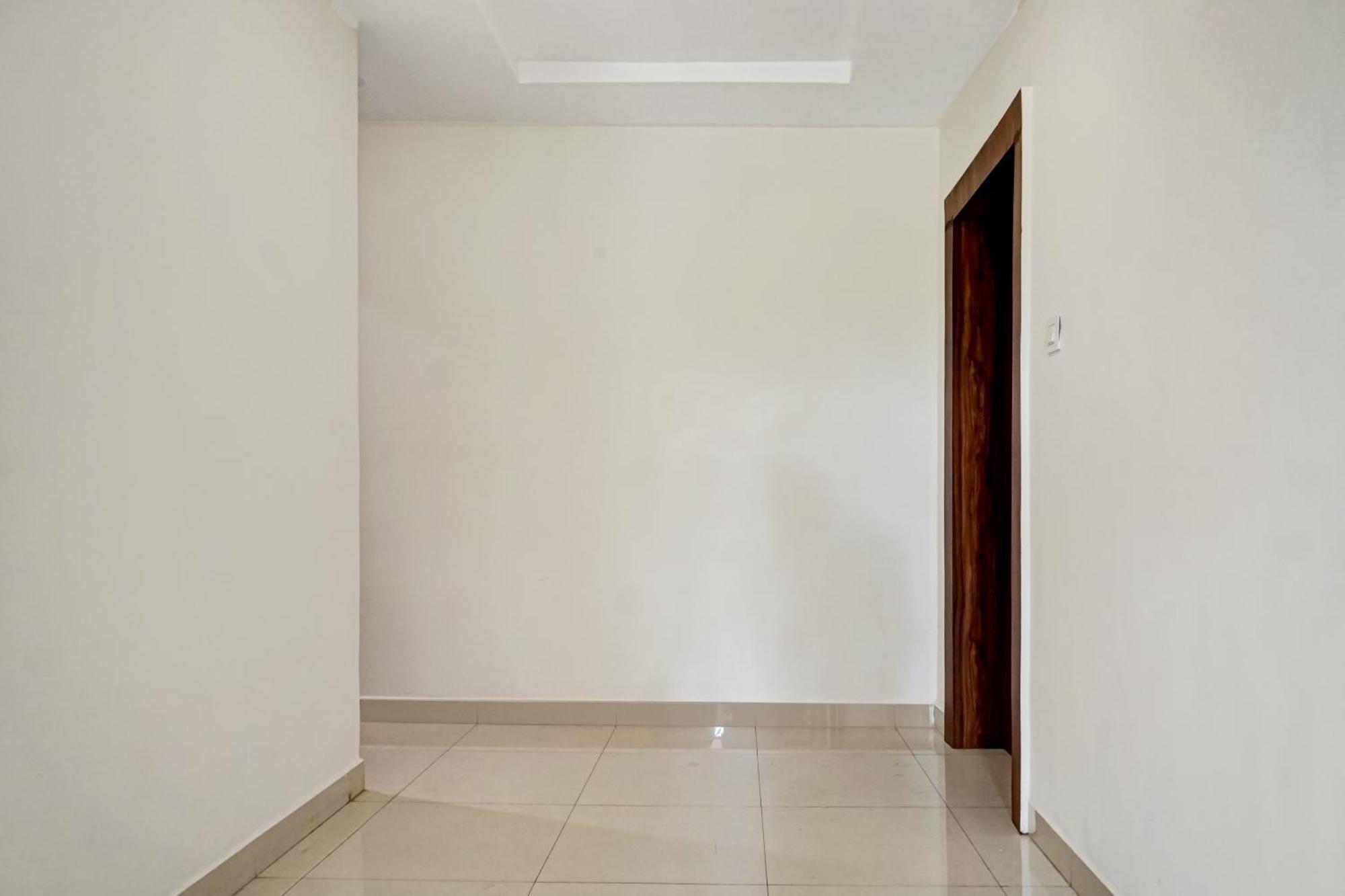 Hotel Hotel O Sathvik Executive Pune