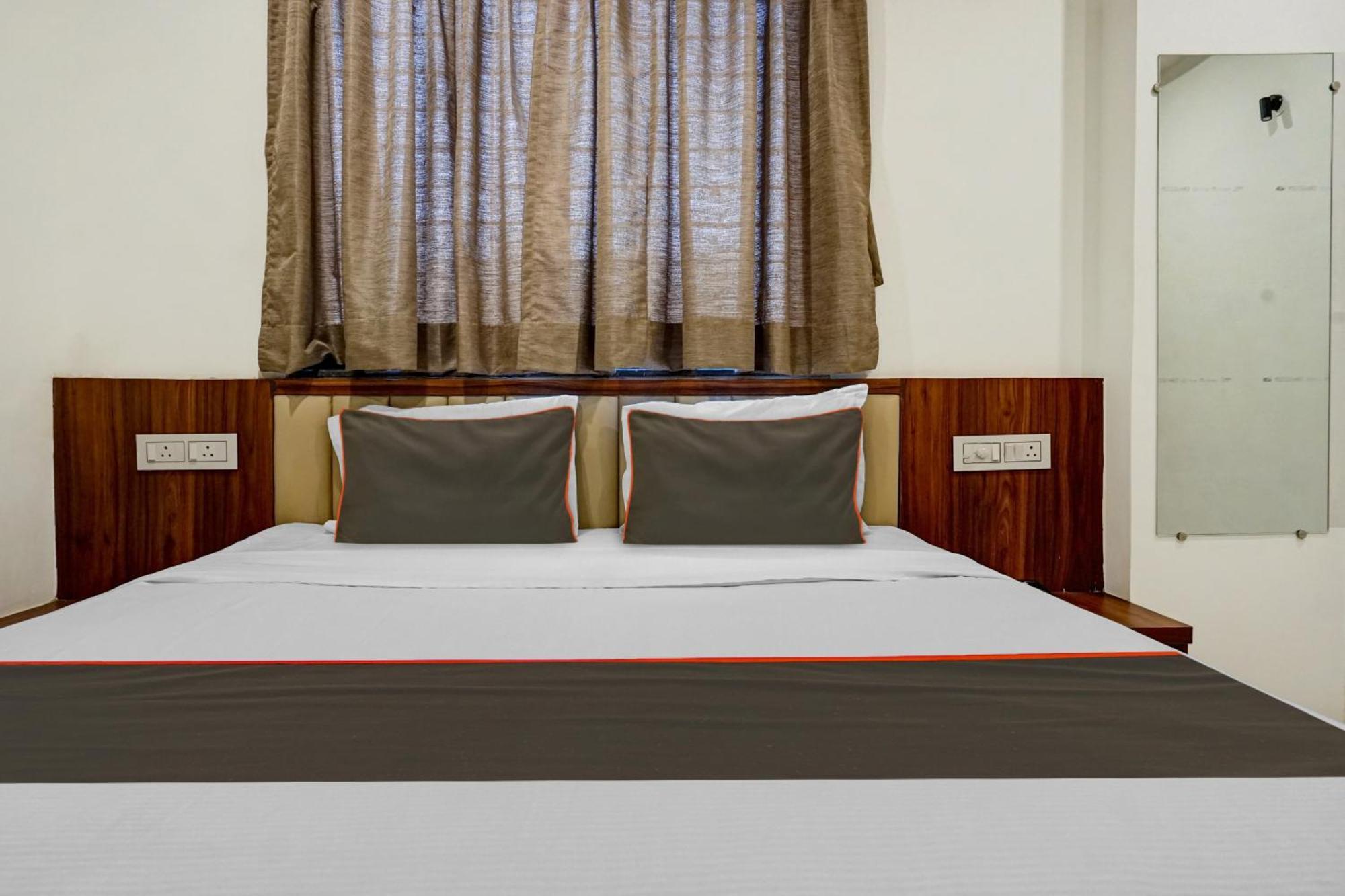 Hotel O Sathvik Executive Hotel 3*