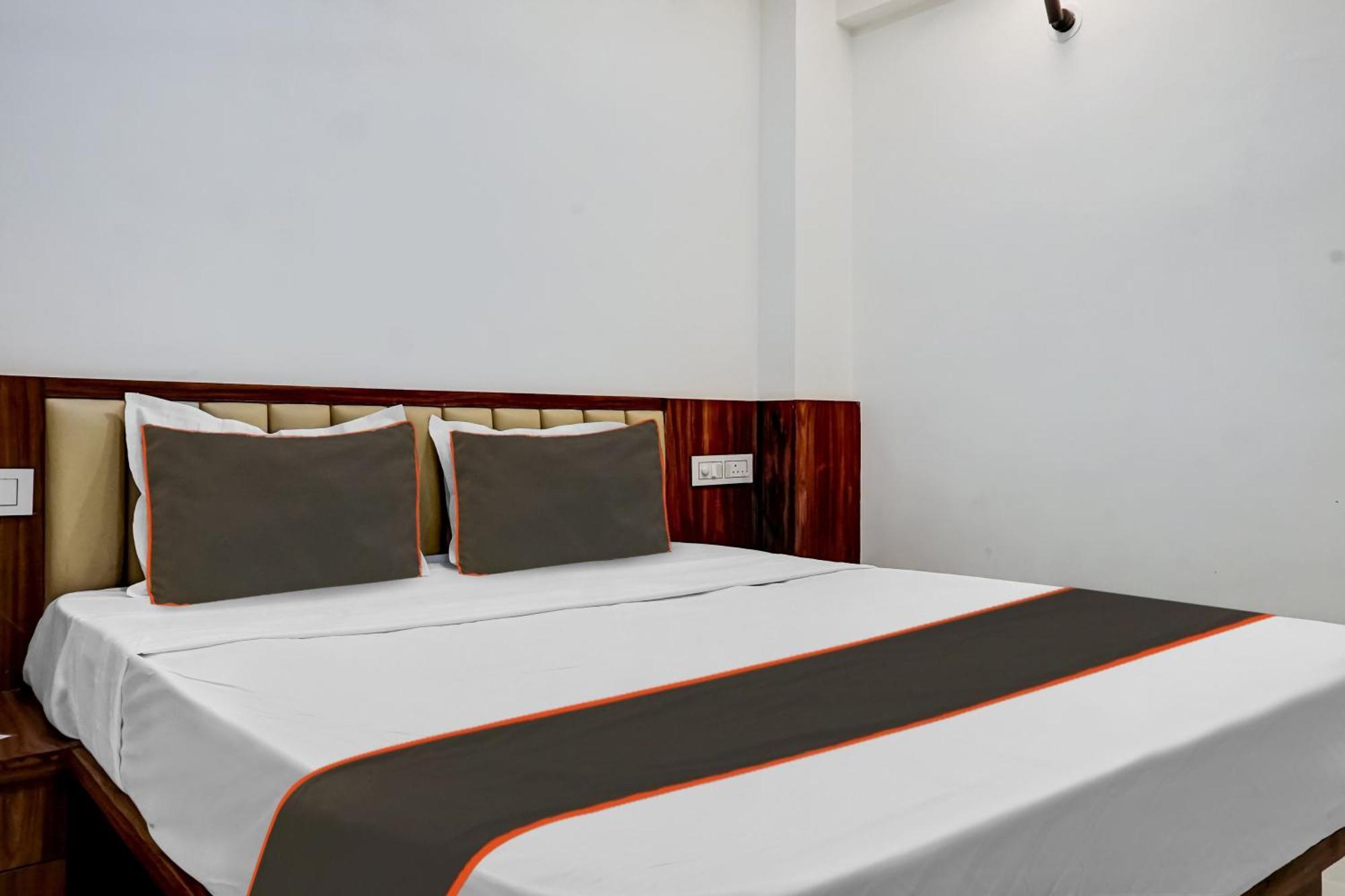 Hotel O Sathvik Executive 3*